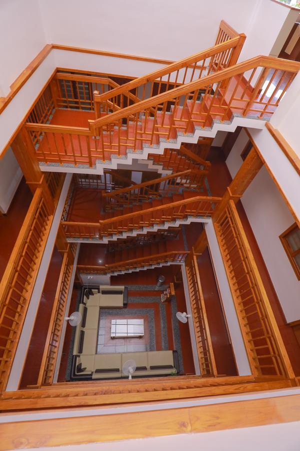 Roses Inn Fortkochi 외부 사진