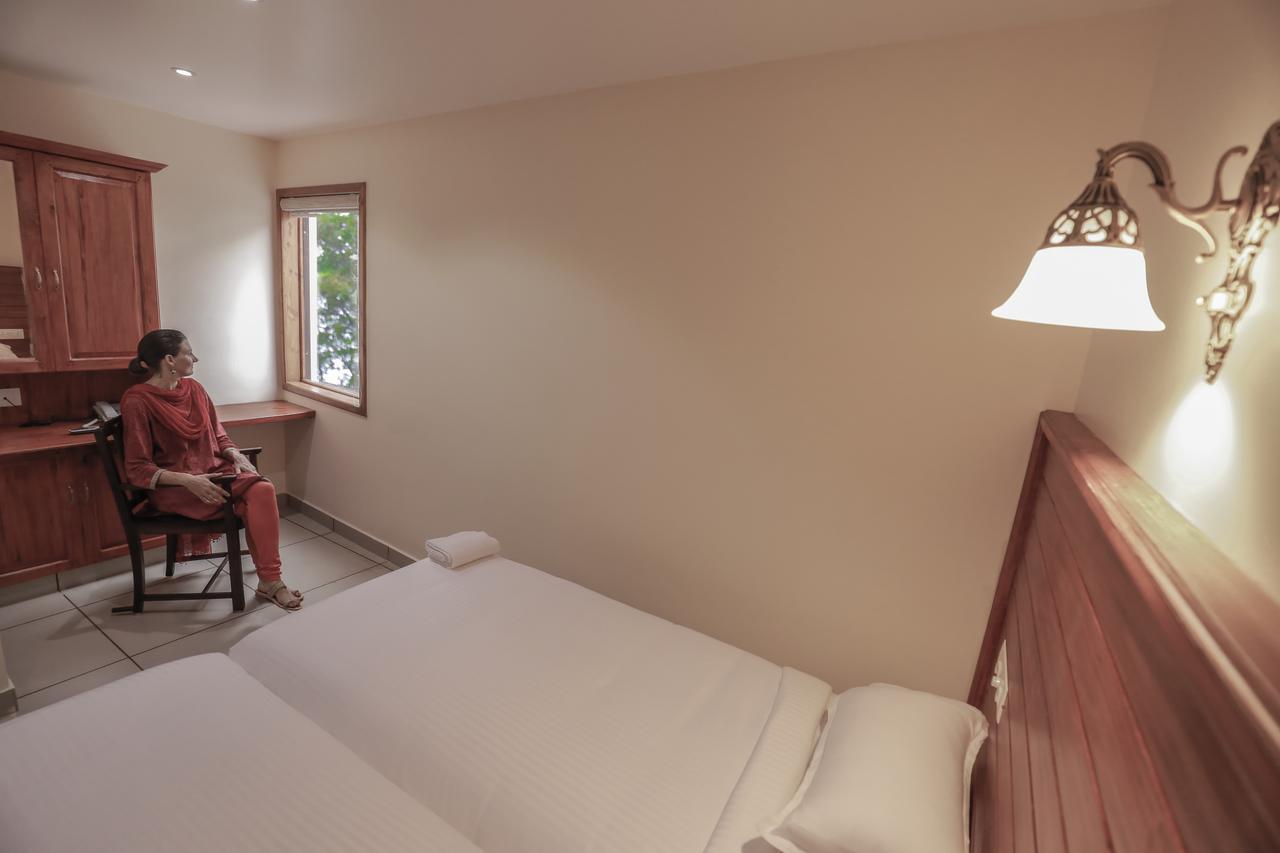 Roses Inn Fortkochi 외부 사진