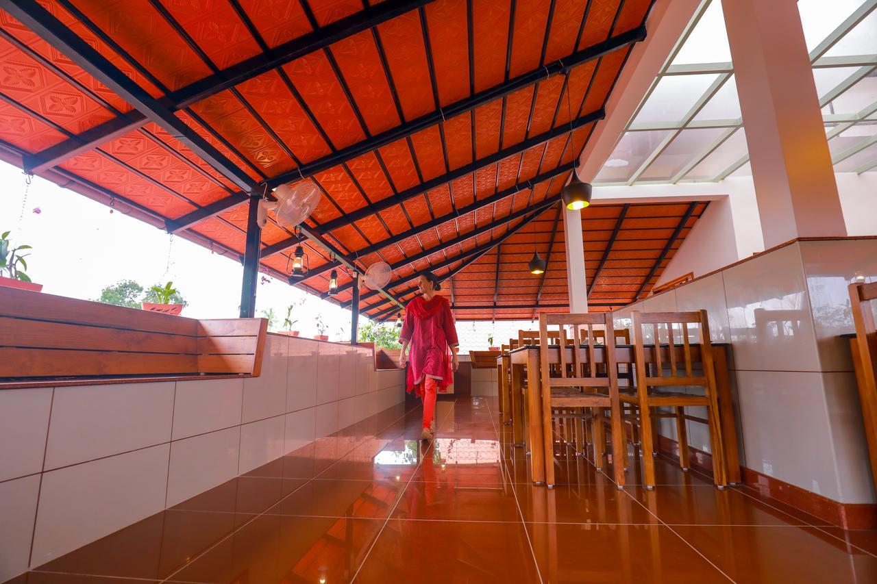 Roses Inn Fortkochi 외부 사진