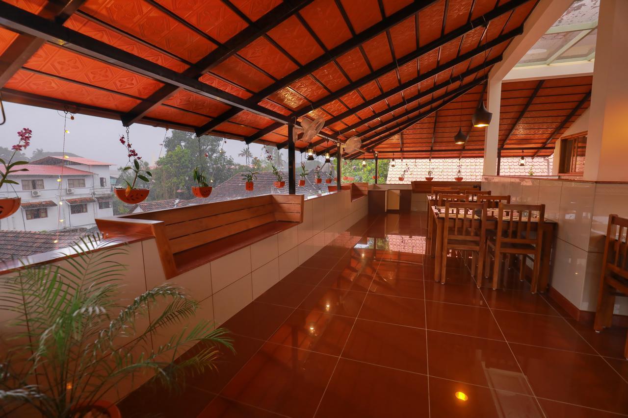 Roses Inn Fortkochi 외부 사진